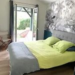 Ongizatea Au Calme Avec Piscine Et Vue Montagne * Urrugne