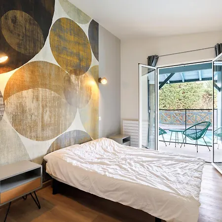 Ongizatea Au Calme Avec Piscine Et Vue Montagne Bed & Breakfast *