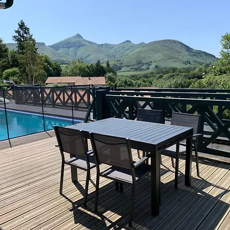Ongizatea Au Calme Avec Piscine Et Vue Montagne