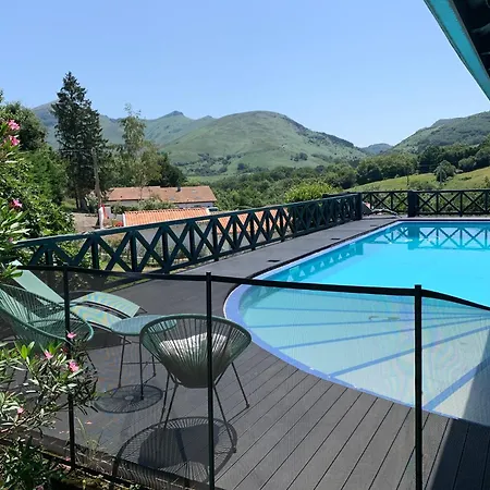 Bed & Breakfast Ongizatea Au Calme Avec Piscine Et Vue Montagne
